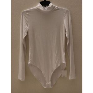 MANGOPOP Collection Women's Sz M White Mock Turtle Neck Long Sleeve Bodysuit